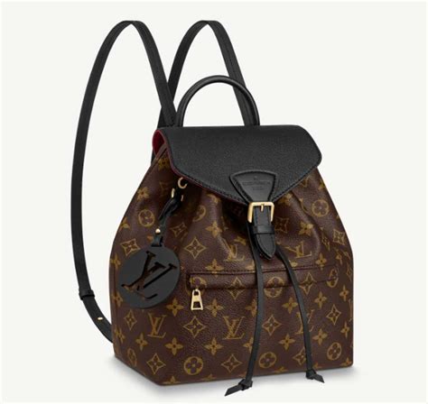 zaini donna louis vuitton prezzi|borse louis vuitton 2024.